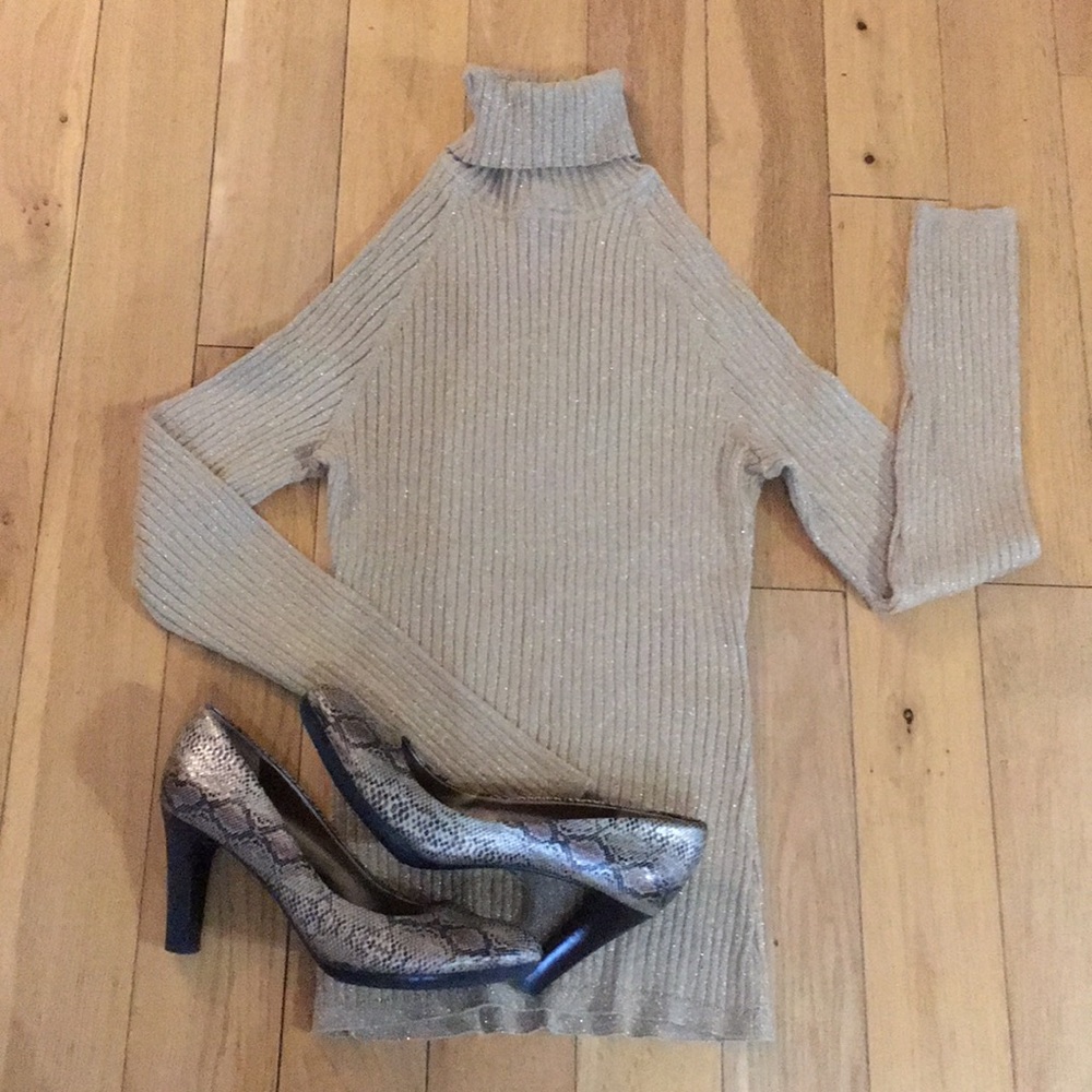 Sparkly Rib Turtleneck - Picture 7 of 7